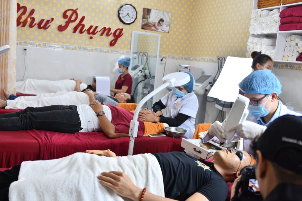 nhu phung spa