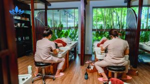 Gội đầu dưỡng sinh cặp đôi