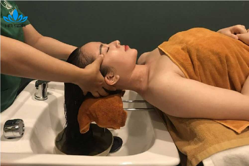 bamboo spa massage