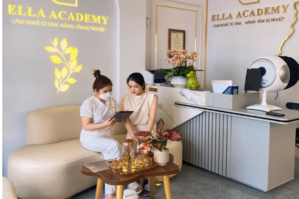 ella beauty spa