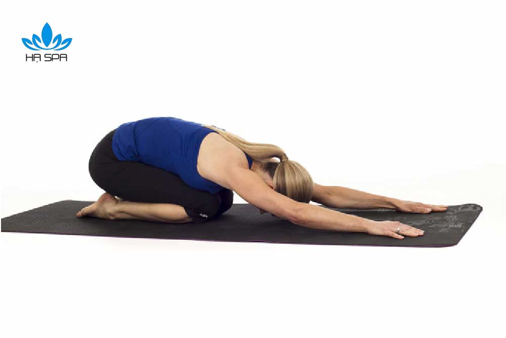 bai tap gian co voi tu the em be trong yoga