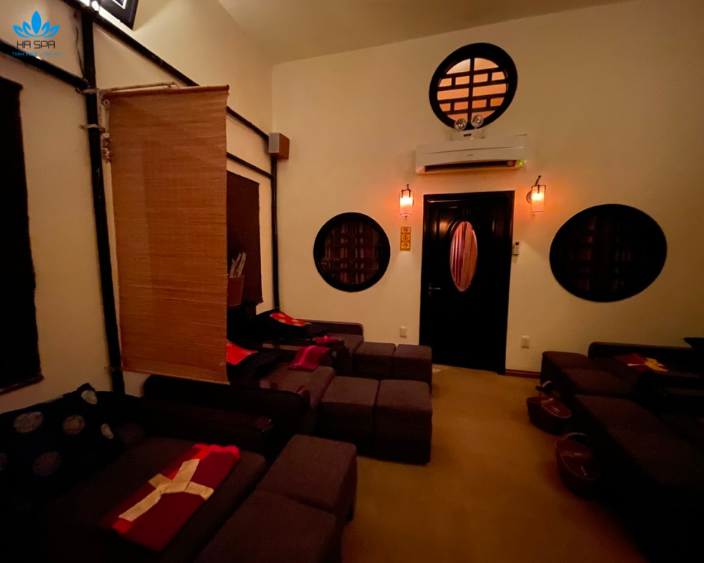 . Golden Lotus Spa & Massage Club