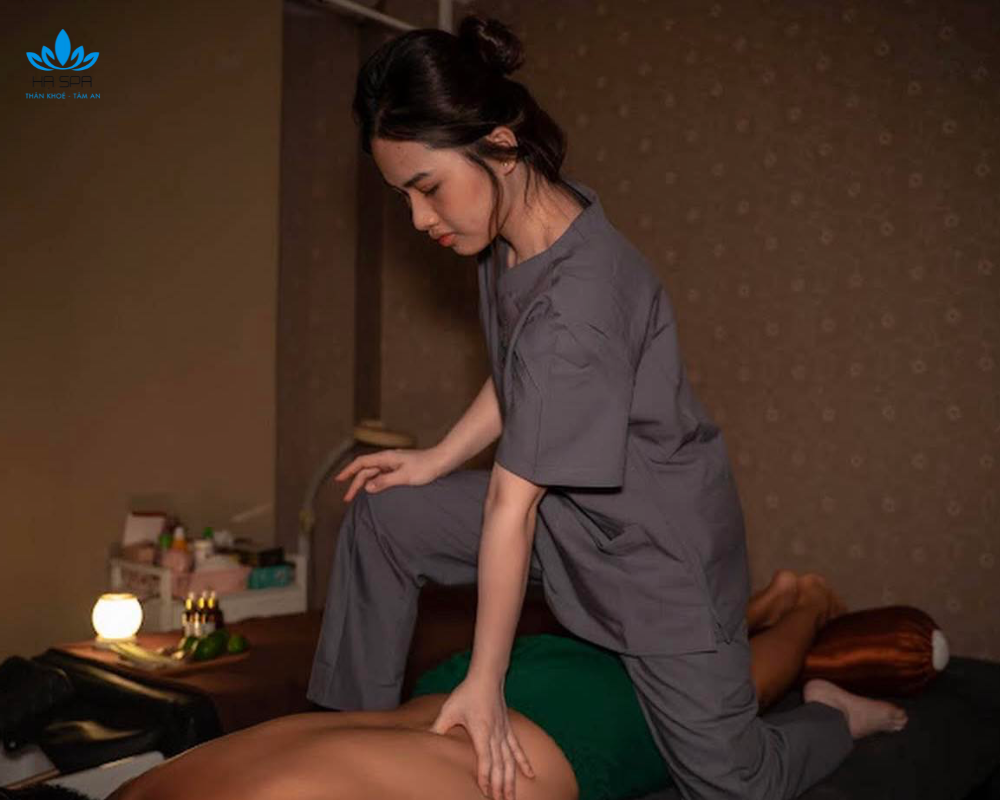 nhe spa massage tri lieu dia chi massage o tan phu noi tieng