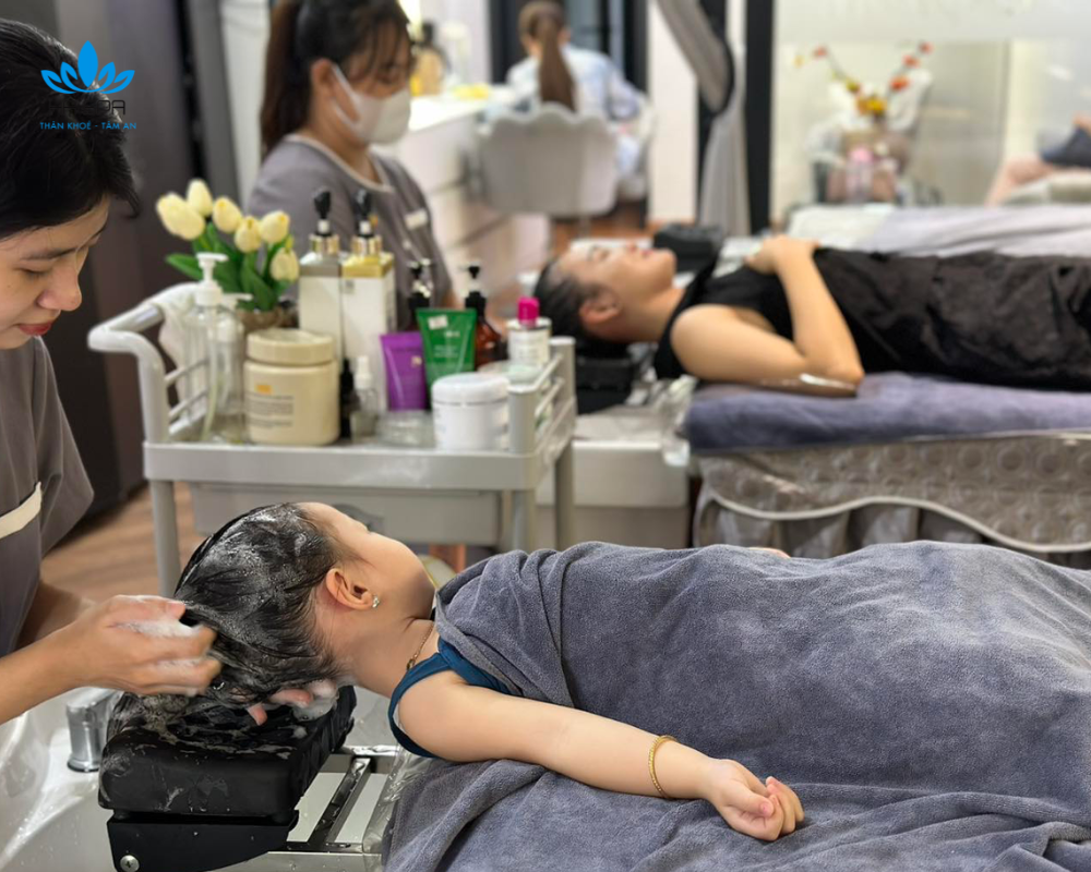 moc chi spa goi dau duong sinh tan phu noi tieng hien nay