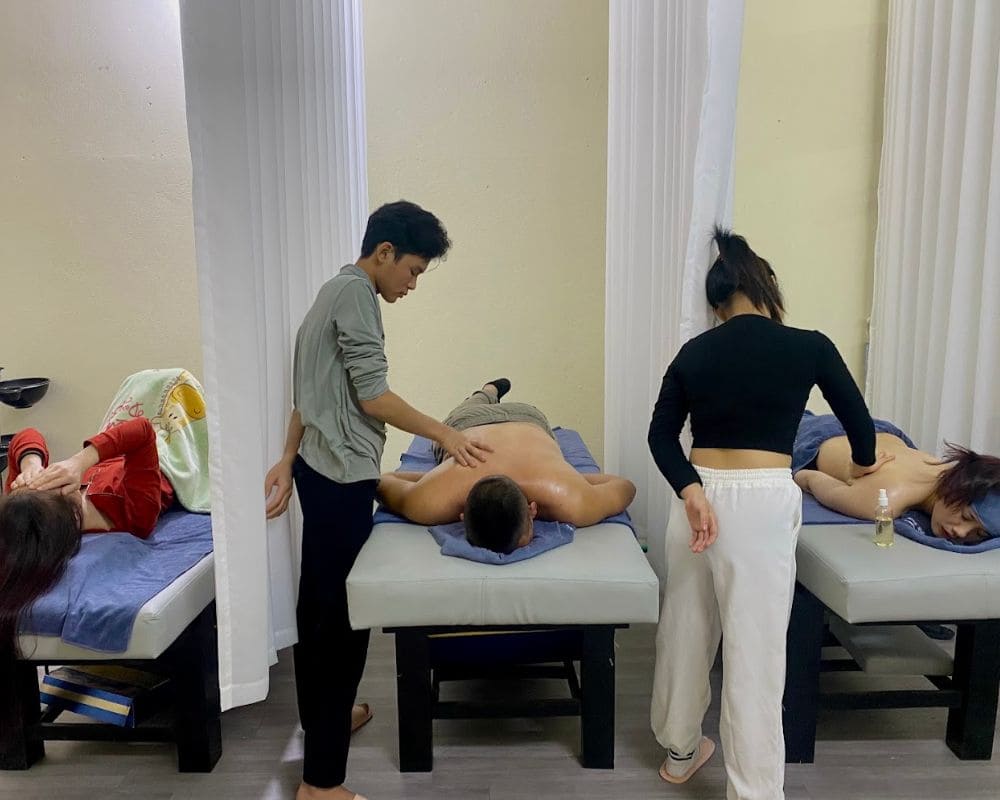 linh huong spa massage dia chi massage moc chau dong khach