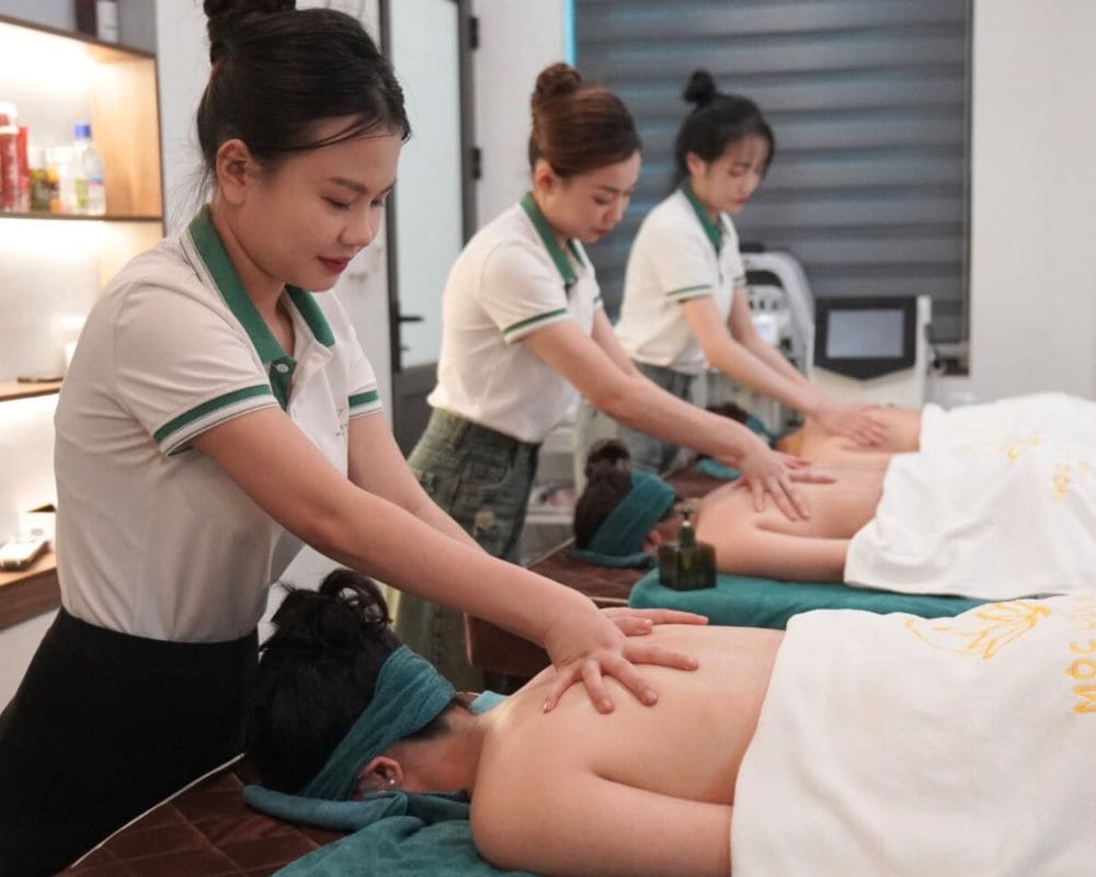 moc lien spa dia diem massage moc chau noi tieng
