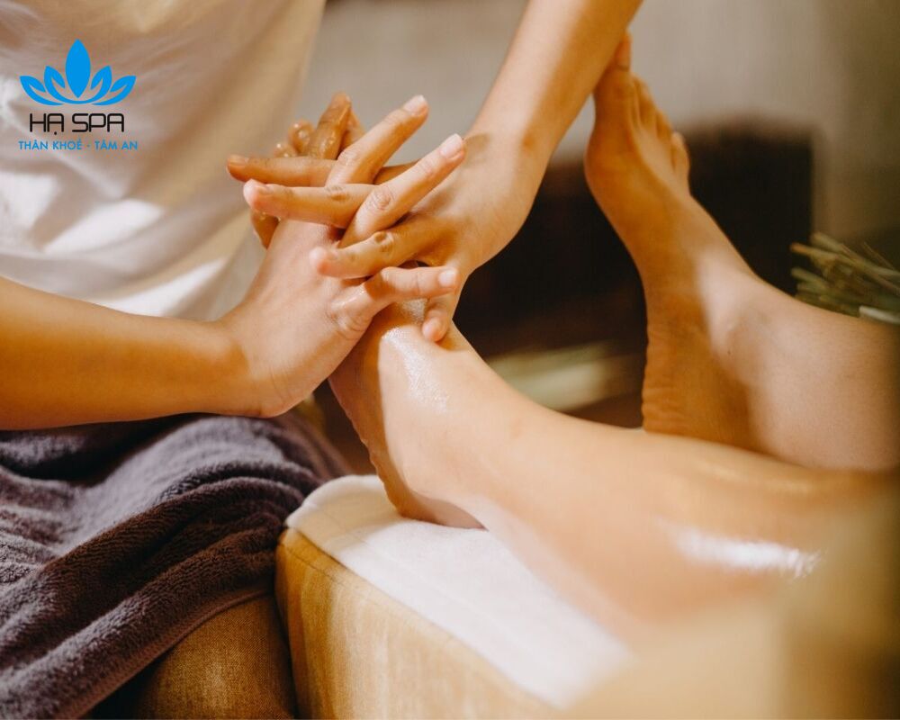 Hướng dẫn cách mát xa chân (foot) tại nhà đơn giản hiệu quả nhất 10 Massage mu bàn chân và vùng mắt cá